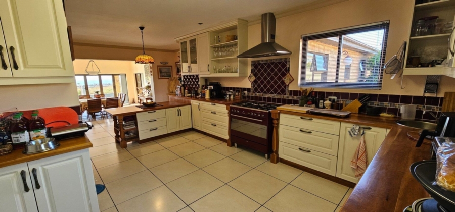 4 Bedroom Property for Sale in Myburgh Park Western Cape